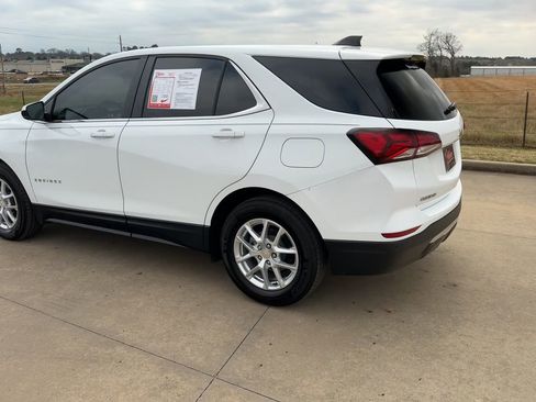 Used 2024 Chevrolet Equinox LT w/ LPO, Floor Liner Package image 7