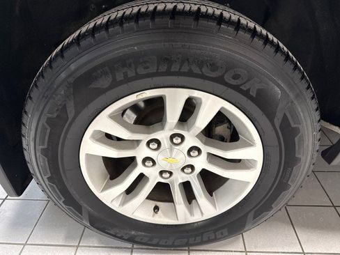 Used 2015 Chevrolet Suburban LS w/ Max Trailering Package image 10