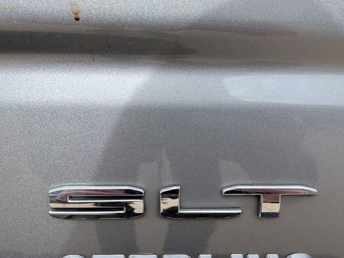 Used 2023 GMC Sierra 1500 SLT image 48