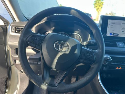 Used 2025 Toyota RAV4 XLE w/ Convenience Package image 29