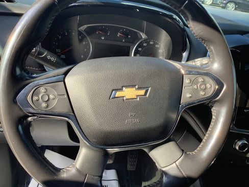 Used 2019 Chevrolet Traverse LT image 19