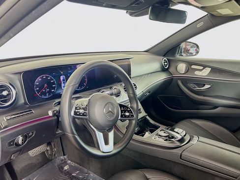 Used 2020 Mercedes-Benz E 350 Sedan image 9