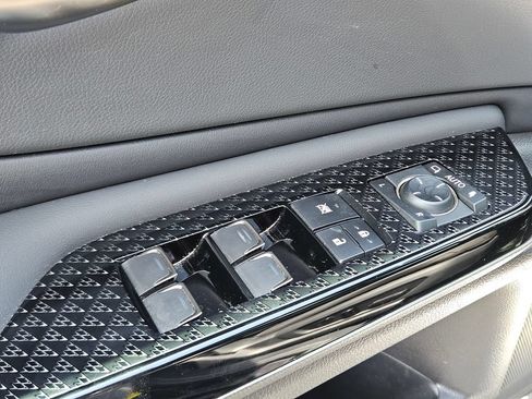 Used 2025 Lexus ES 350 F Sport FWD image 18