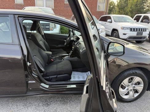 Used 2013 Honda Civic LX image 21