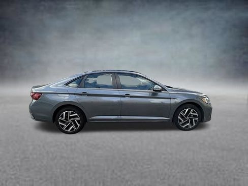 Used 2023 Volkswagen Jetta SEL FWD image 8