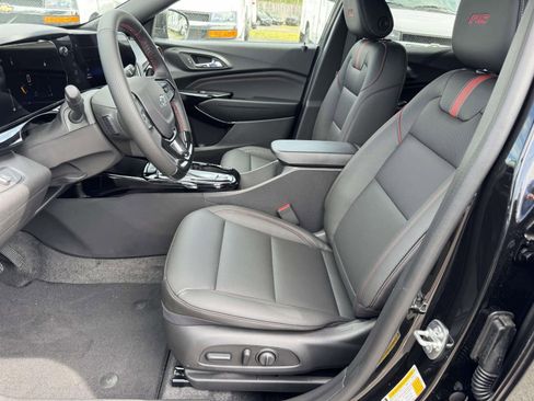 New 2026 Chevrolet Trax RS w/ Driver Confidence Package FWD image 23