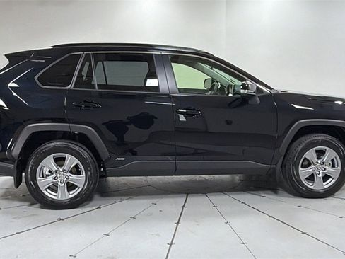 Certified 2025 Toyota RAV4 LE image 6