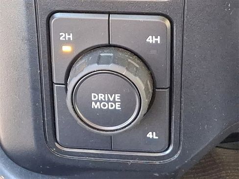 Used 2024 Ford F250 Platinum image 26