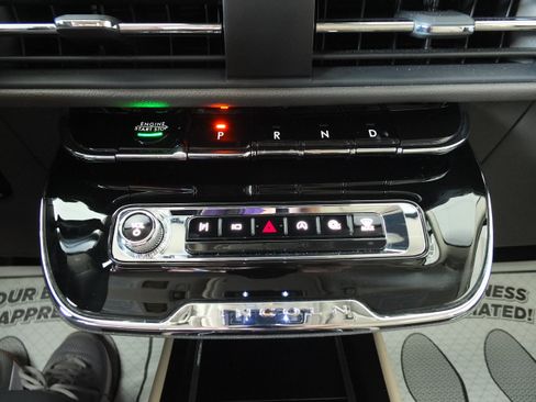 Used 2024 Lincoln Corsair FWD image 25