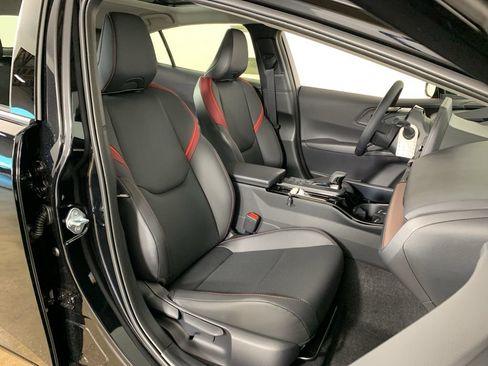 New 2026 Toyota Prius Plug-In Hybrid w/ Limited Premium Package FWD image 38