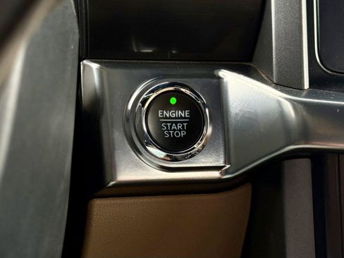 Used 2022 Ford F150 Lariat AWD/4WD image 25