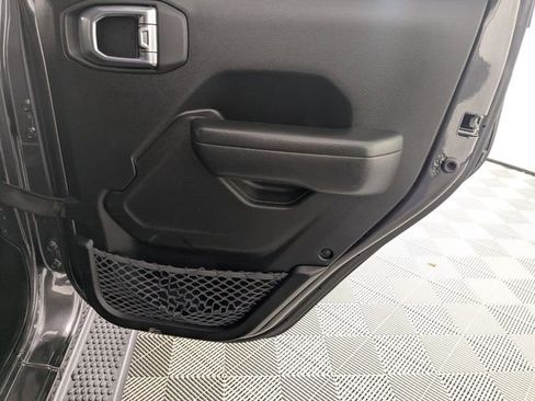 Used 2023 Jeep Wrangler Sport S image 29