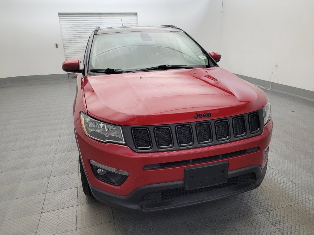 Used 2019 Jeep Compass Latitude FWD image 14