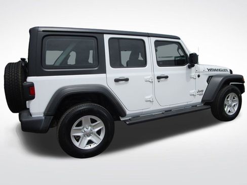Used 2019 Jeep Wrangler Unlimited Sport AWD/4WD image 8
