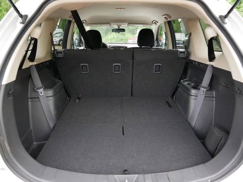 Used 2014 Mitsubishi Outlander SE AWD/4WD image 10