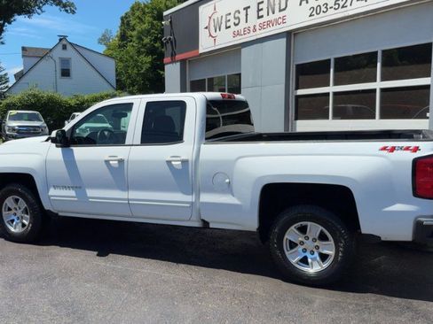 Used 2018 Chevrolet Silverado 1500 LT AWD/4WD image 7