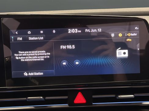 Used 2024 Hyundai Elantra SEL FWD image 29
