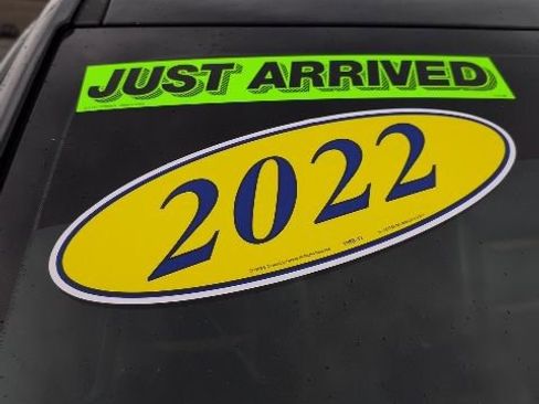 Used 2022 GMC Sierra 1500 AT4 image 9