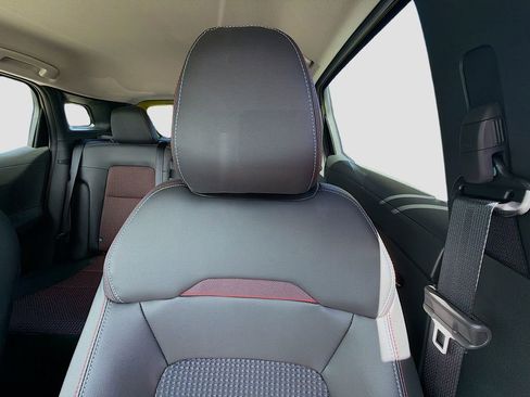 New 2025 Nissan Kicks SR image 33