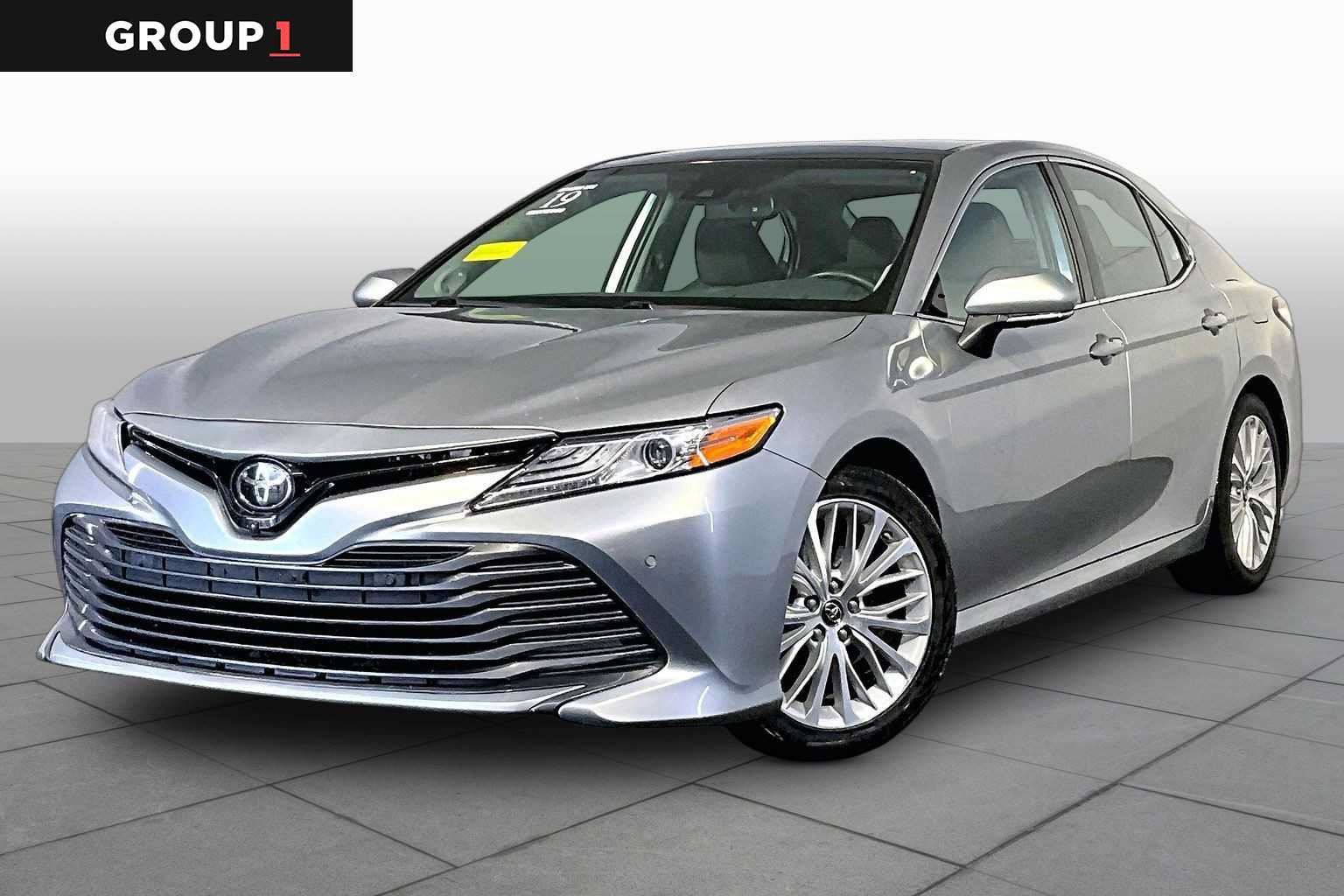 Used 2019 Toyota Camry XLE w/ Driver Assist Package FWD image 1