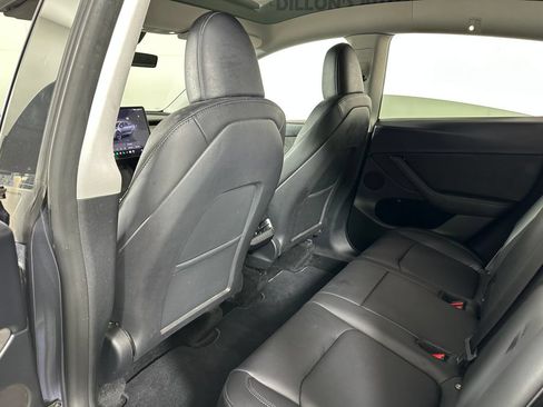 Used 2023 Tesla Model Y Long Range AWD/4WD image 23