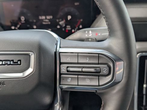 Certified 2025 GMC Yukon Denali w/ Sun & Power Step Package image 26