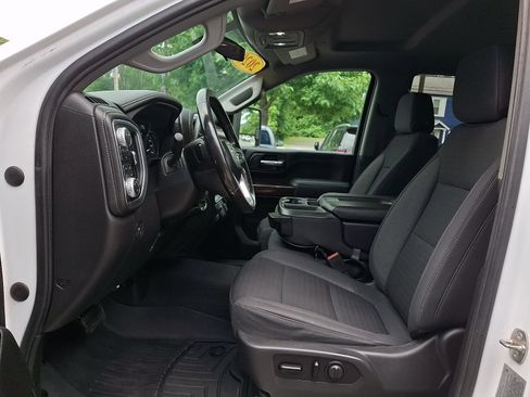 Used 2020 GMC Sierra 2500 SLE w/ SLE Value Package; AWD/4WD image 13