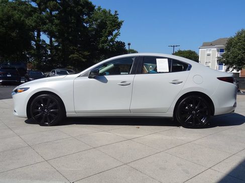 Used 2025 MAZDA MAZDA3 s FWD image 7