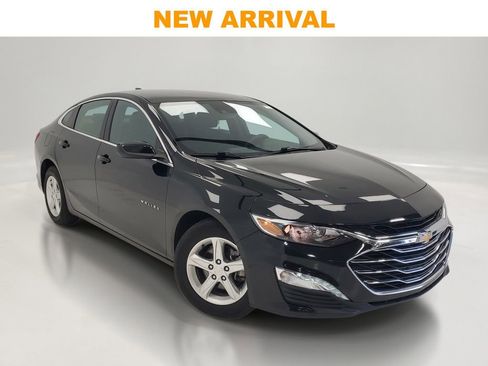 Used 2023 Chevrolet Malibu LT w/ Driver Confidence Package FWD image 1