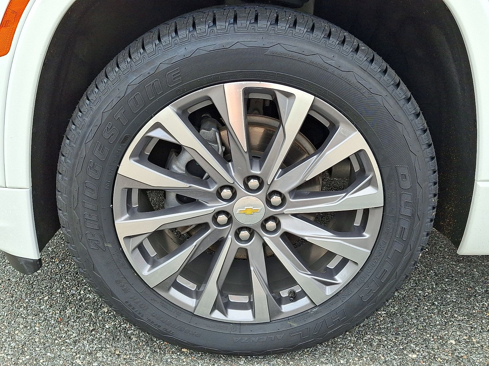 Certified 2023 Chevrolet Traverse Premier FWD image 8