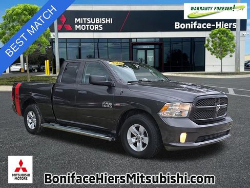 Used 2018 RAM 1500 Express RWD image 1