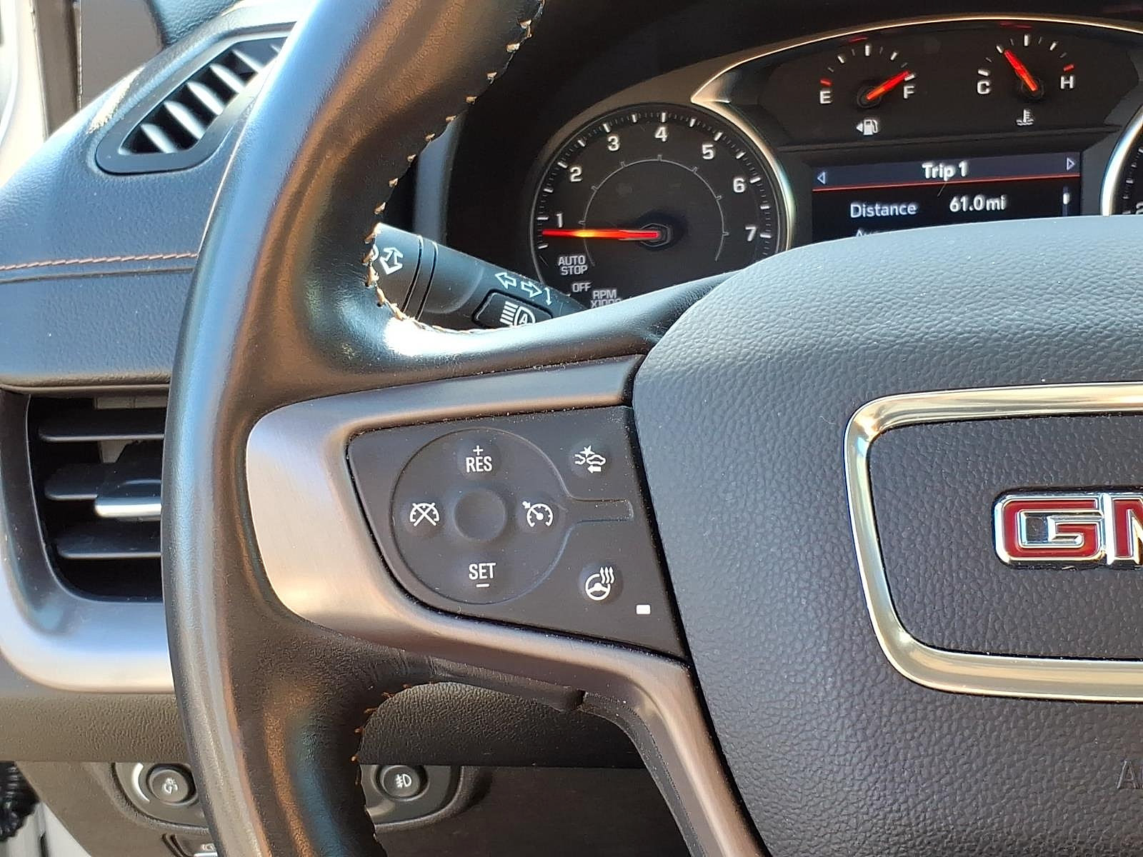Used 2022 GMC Terrain AT4 AWD/4WD image 16