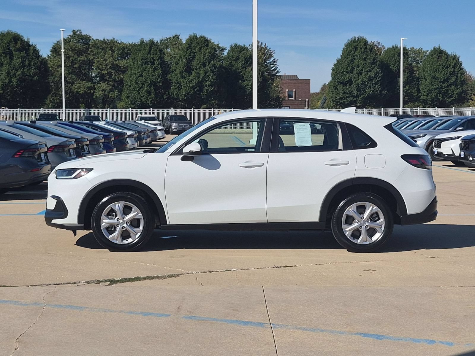 Used 2024 Honda HR-V LX image 10