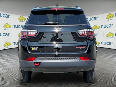 Used 2022 Jeep Compass Trailhawk AWD/4WD image 5