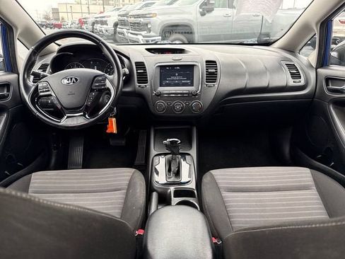 Used 2017 Kia Forte S FWD image 13