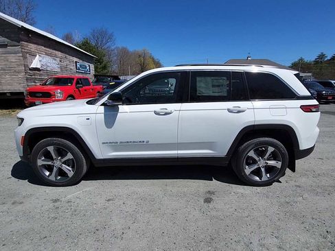 New 2024 Jeep Grand Cherokee Limited 4xe image 5