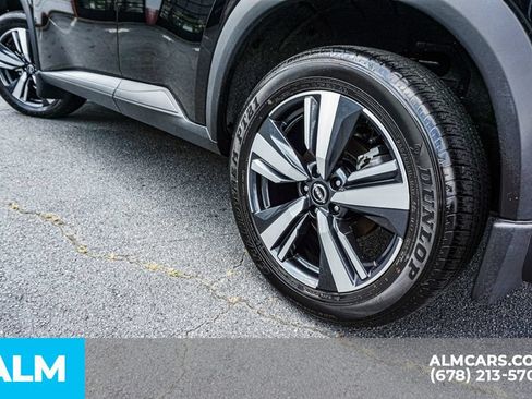 Used 2024 Nissan Rogue SL FWD image 16