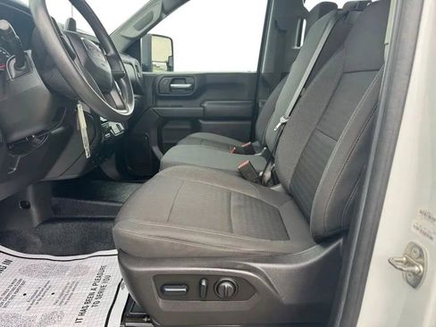 Used 2022 GMC Sierra 3500 Pro w/ Fleet Convenience Package AWD/4WD image 9