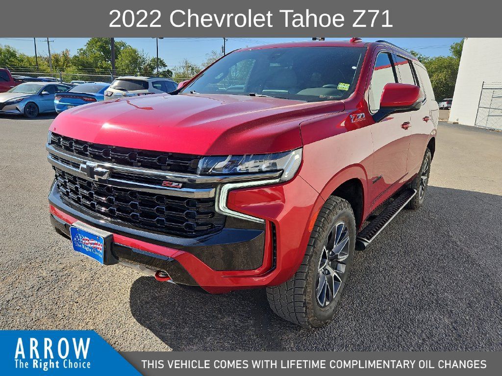Used 2022 Chevrolet Tahoe Z71 w/ Luxury Package AWD/4WD image 4