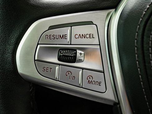 Used 2024 BMW X7 xDrive40i image 24