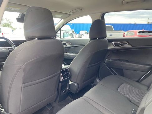 Used 2026 Kia Sportage LX AWD/4WD image 13