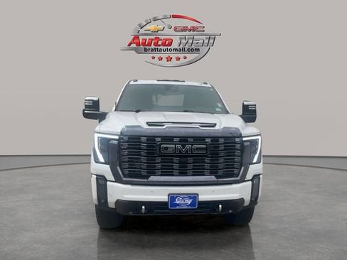 Used 2024 GMC Sierra 3500 Denali Ultimate image 8