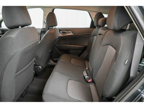 New 2026 Kia Sportage LX image 12