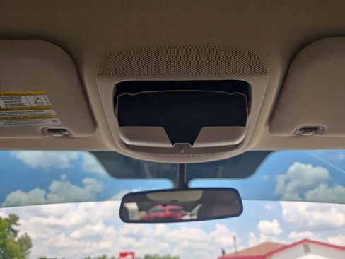 Used 2018 Lincoln MKC Premiere FWD image 32