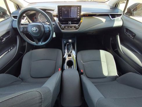 Used 2022 Toyota Corolla LE FWD image 29