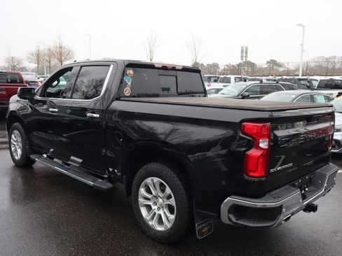 Used 2022 Chevrolet Silverado 1500 LTZ w/ LTZ Premium Package image 6