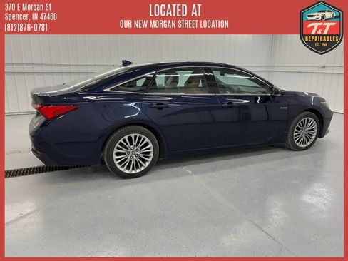 Used 2021 Toyota Avalon Limited w/ Advanced Safety Package FWD image 6