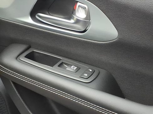 New 2026 Chrysler Pacifica Limited w/ S Appearance Package image 23