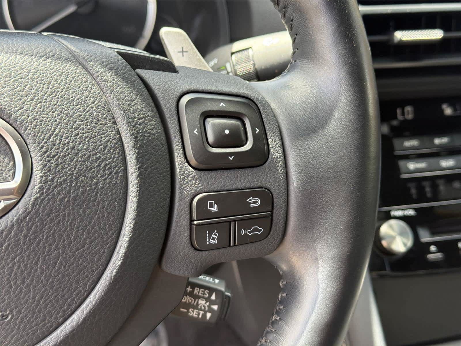 Used 2023 Lexus IS 300 w/ Premium Package RWD image 34