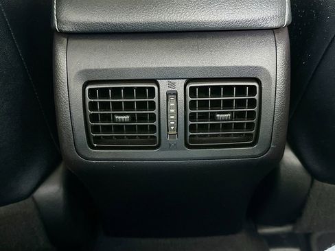 Used 2017 Toyota Camry XLE w/ Moonroof Package image 32